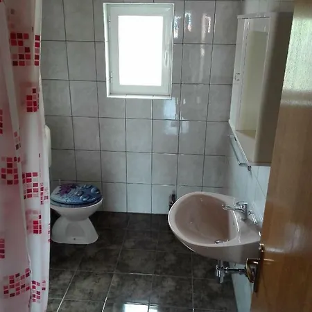 Jadranska * Biograd Na Moru