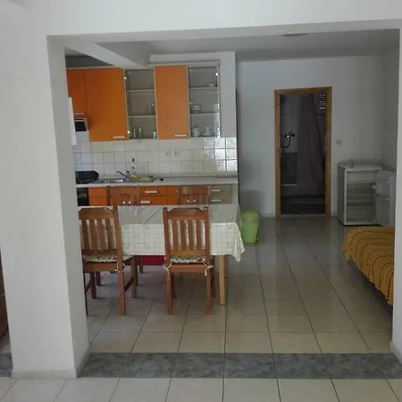 Jadranska Appartement *