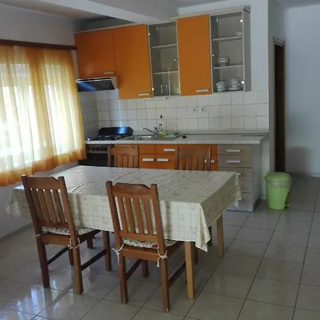Jadranska * Biograd Na Moru