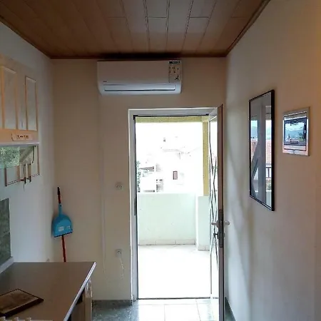 Jadranska Biograd Na Moru